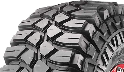 Maxxis M-8090  104K - 255/85R16